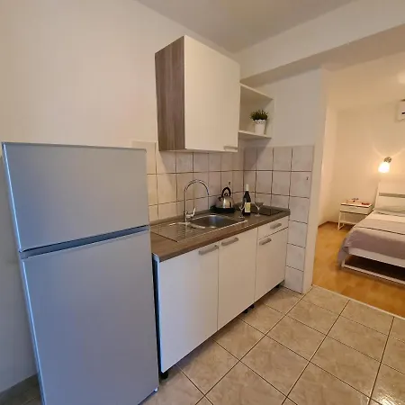 By The Sea Mokalo, Peljesac - 10201 Apartment Orebic